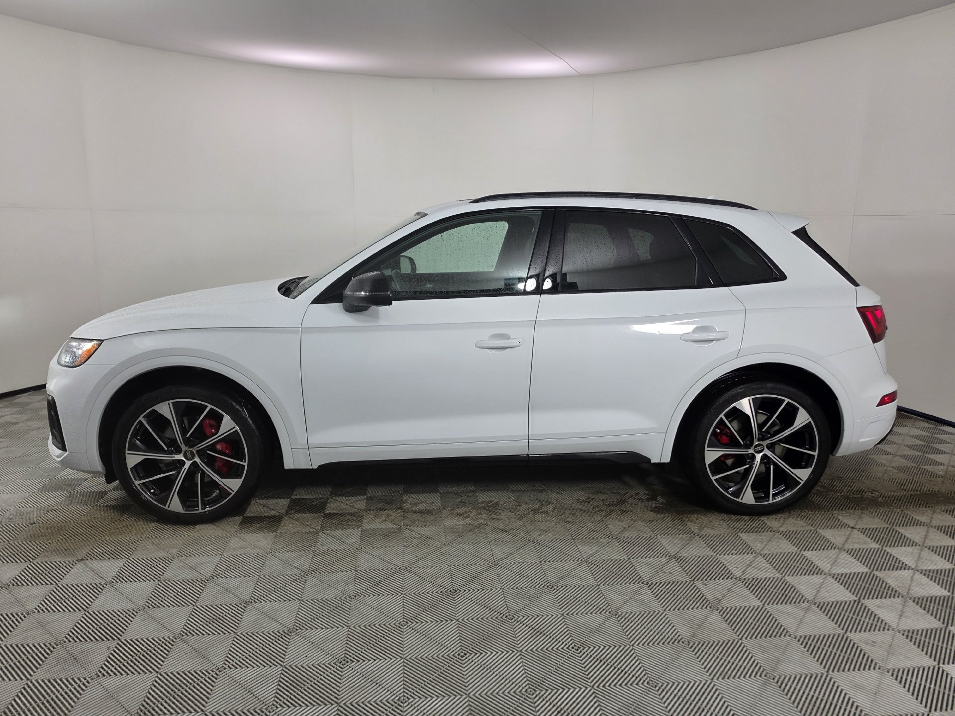 Certified 2024 Audi SQ5 Premium Plus AWD/4WD image 40