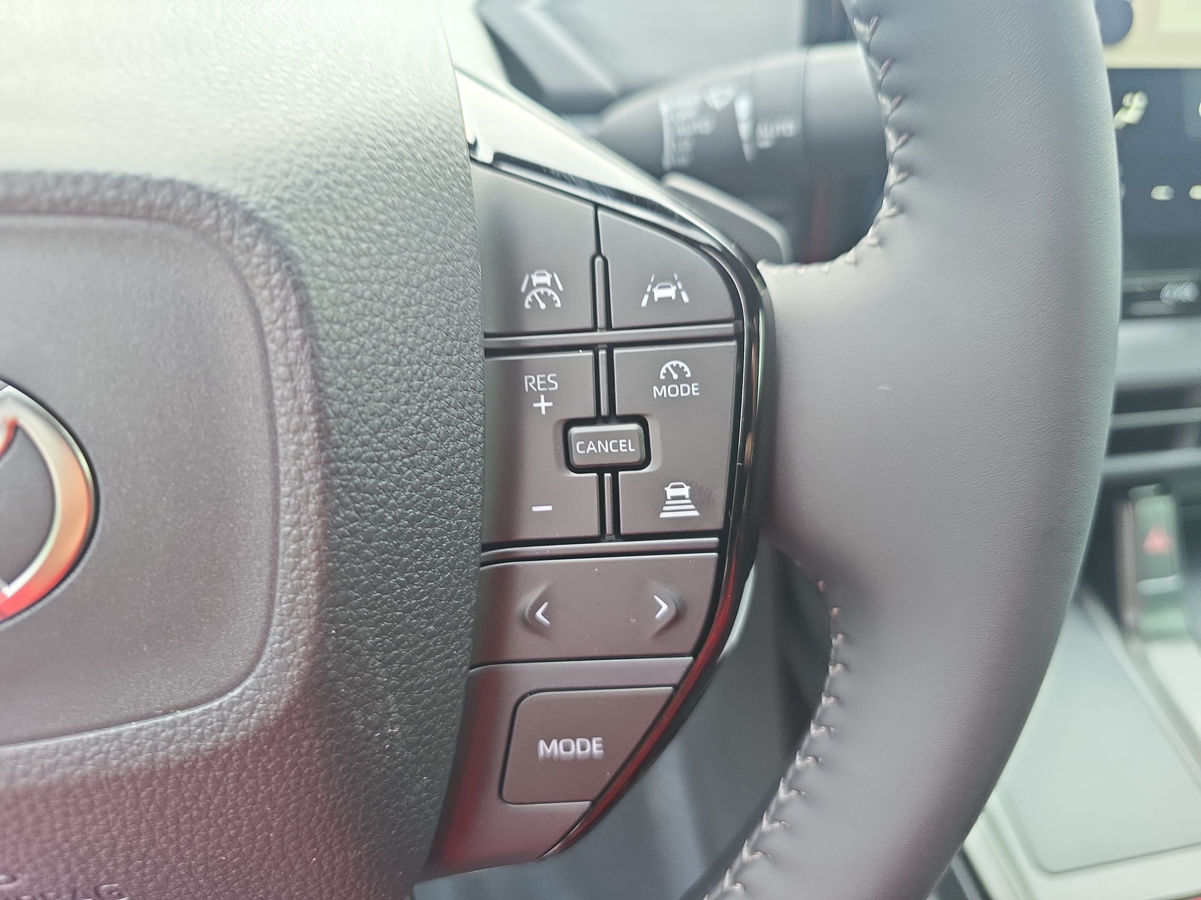 New 2026 Toyota C-HR AWD/4WD image 18
