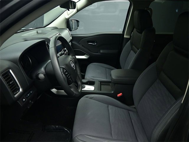 Used 2024 Nissan Frontier SV w/ SV Convenience Package image 18