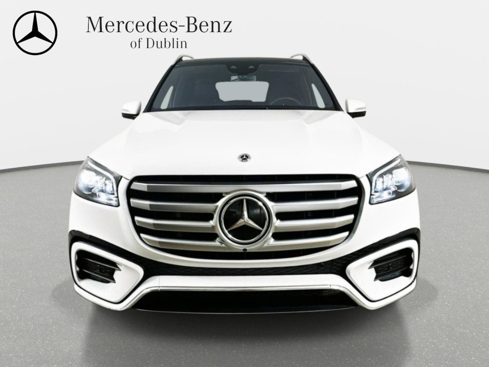 Used 2026 Mercedes-Benz GLS 580 4MATIC image 2