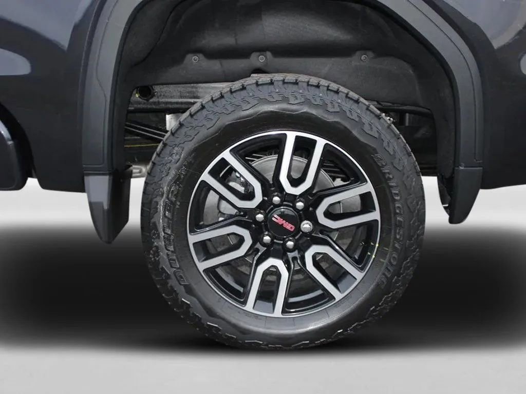 New 2026 GMC Sierra 1500 AT4 image 42