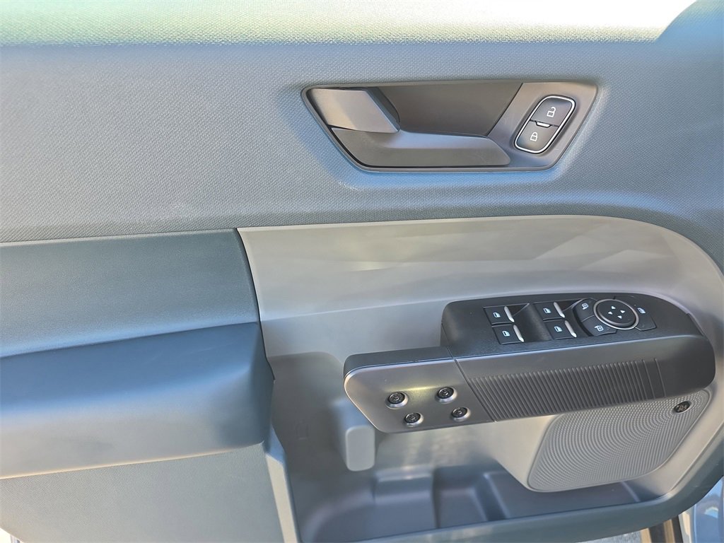 New 2025 Ford Maverick Lariat w/ Black Appearance Package image 14