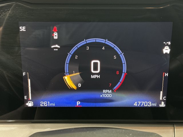 Used 2025 Chevrolet Trax LT w/ Driver Confidence Package FWD image 19