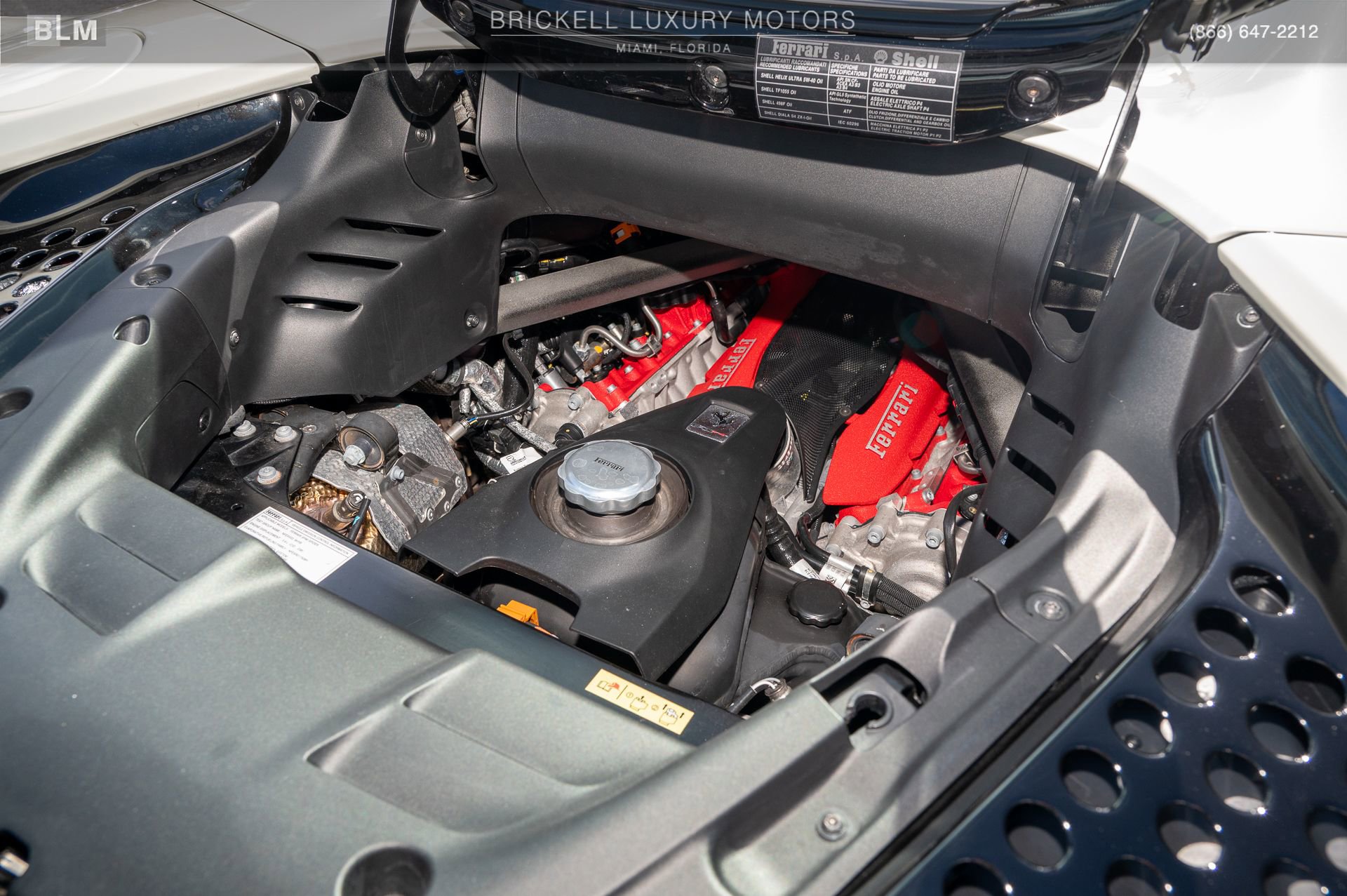 Used 2022 Ferrari SF90 Spider image 35