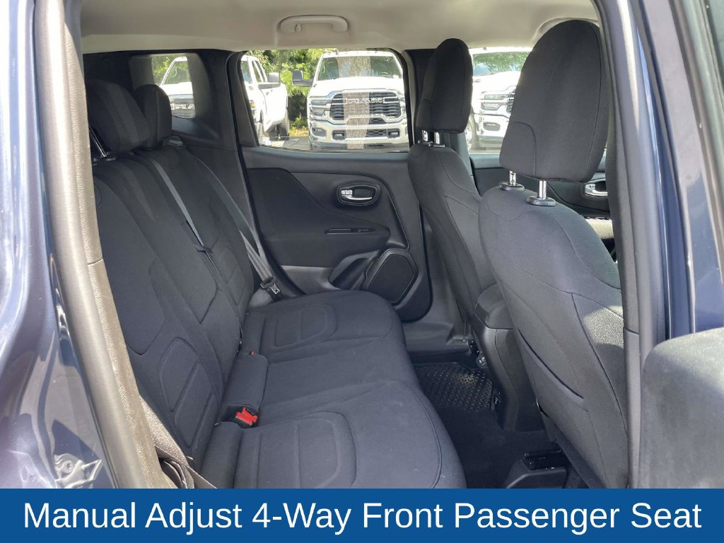 Certified 2020 Jeep Renegade Latitude w/ Popular Equipment Group AWD/4WD image 17