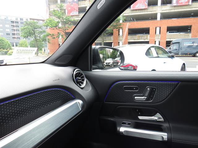 Used 2026 Mercedes-Benz GLB 250 4MATIC image 15