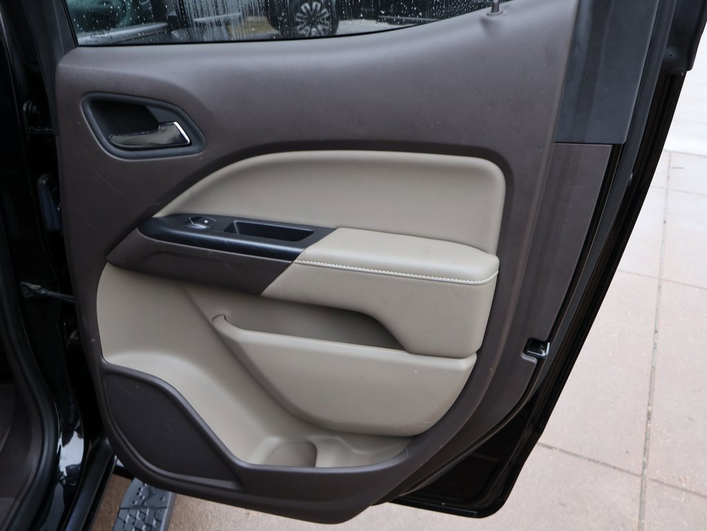 Used 2016 GMC Canyon SLE w/ SLE Convenience Package image 15