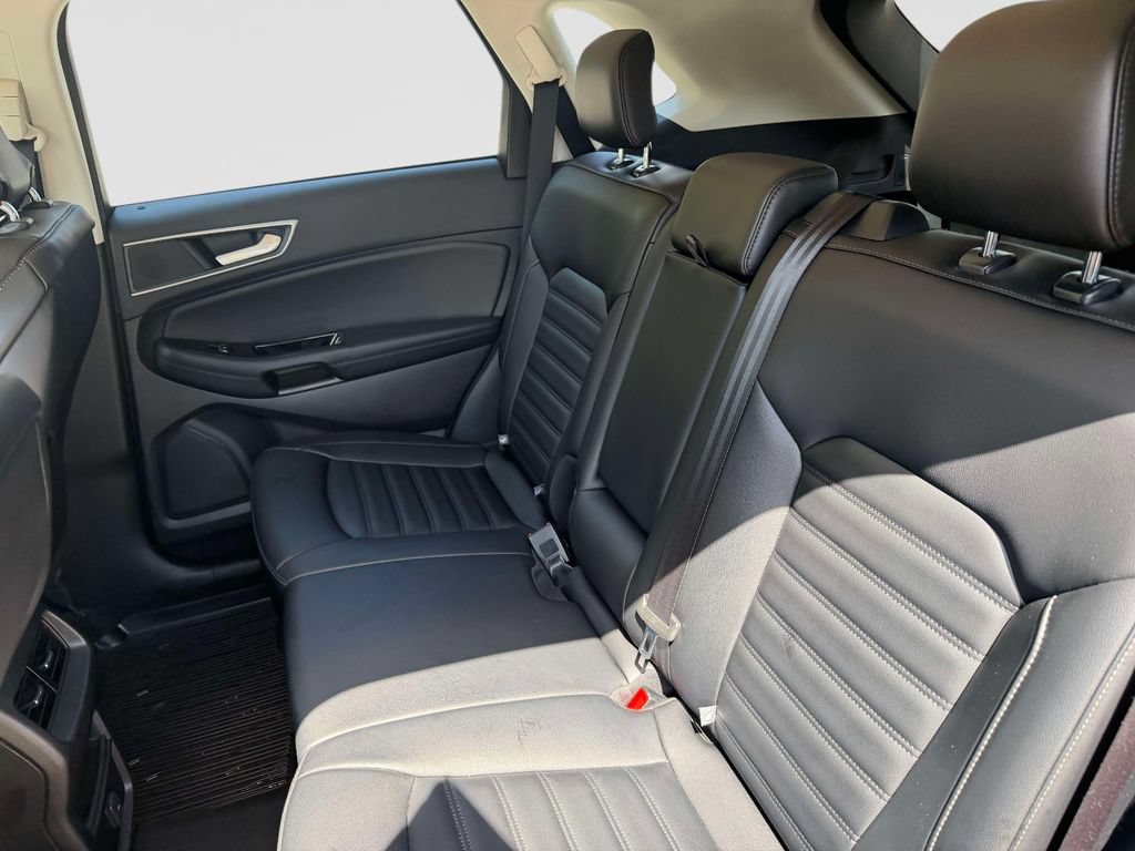 Used 2019 Ford Edge SEL w/ Equipment Group 201A AWD/4WD image 15