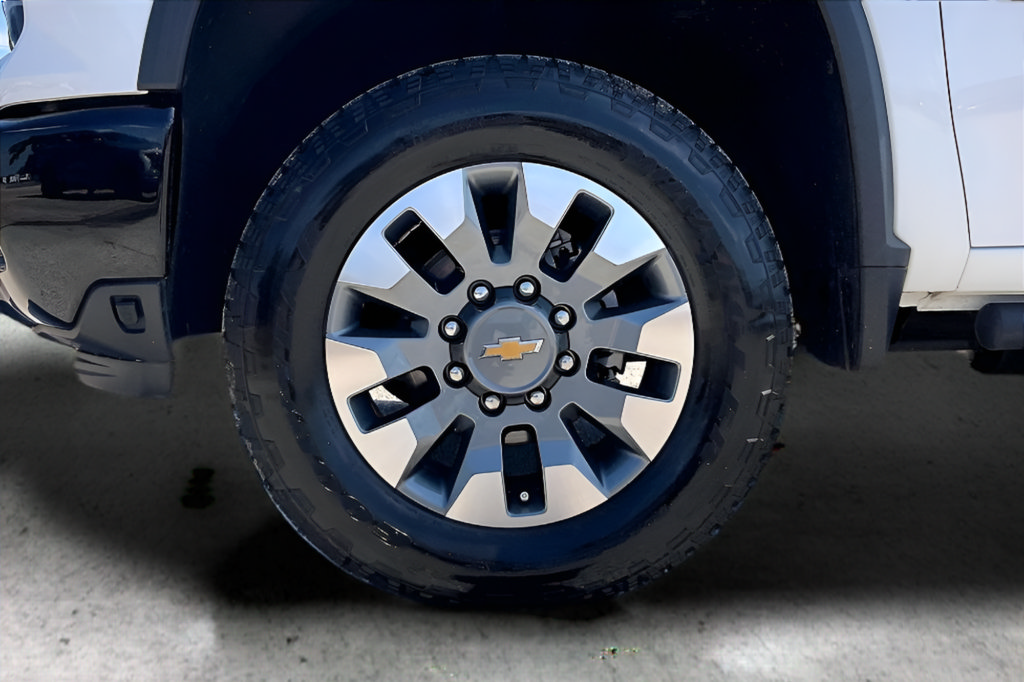 Used 2025 Chevrolet Silverado 2500 Custom w/ Custom Value Package AWD/4WD image 36
