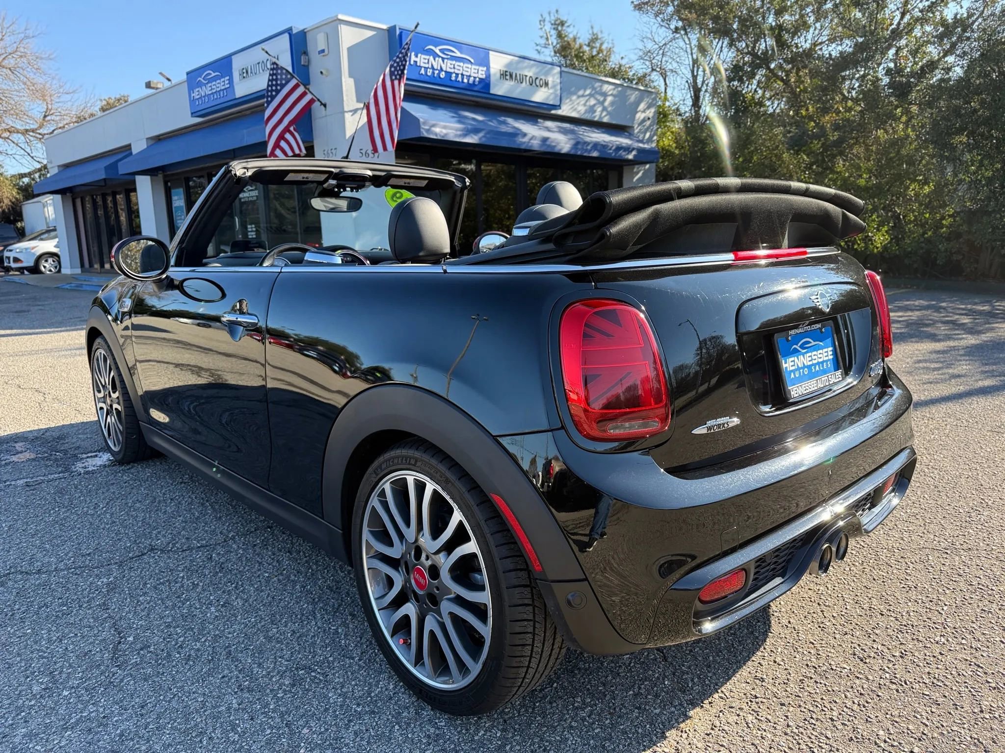 Used 2019 MINI Cooper S image 33