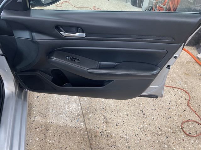 Used 2024 Nissan Altima 2.5 SV image 33