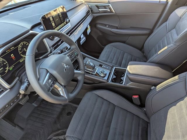 New 2025 Mitsubishi Outlander SE image 10