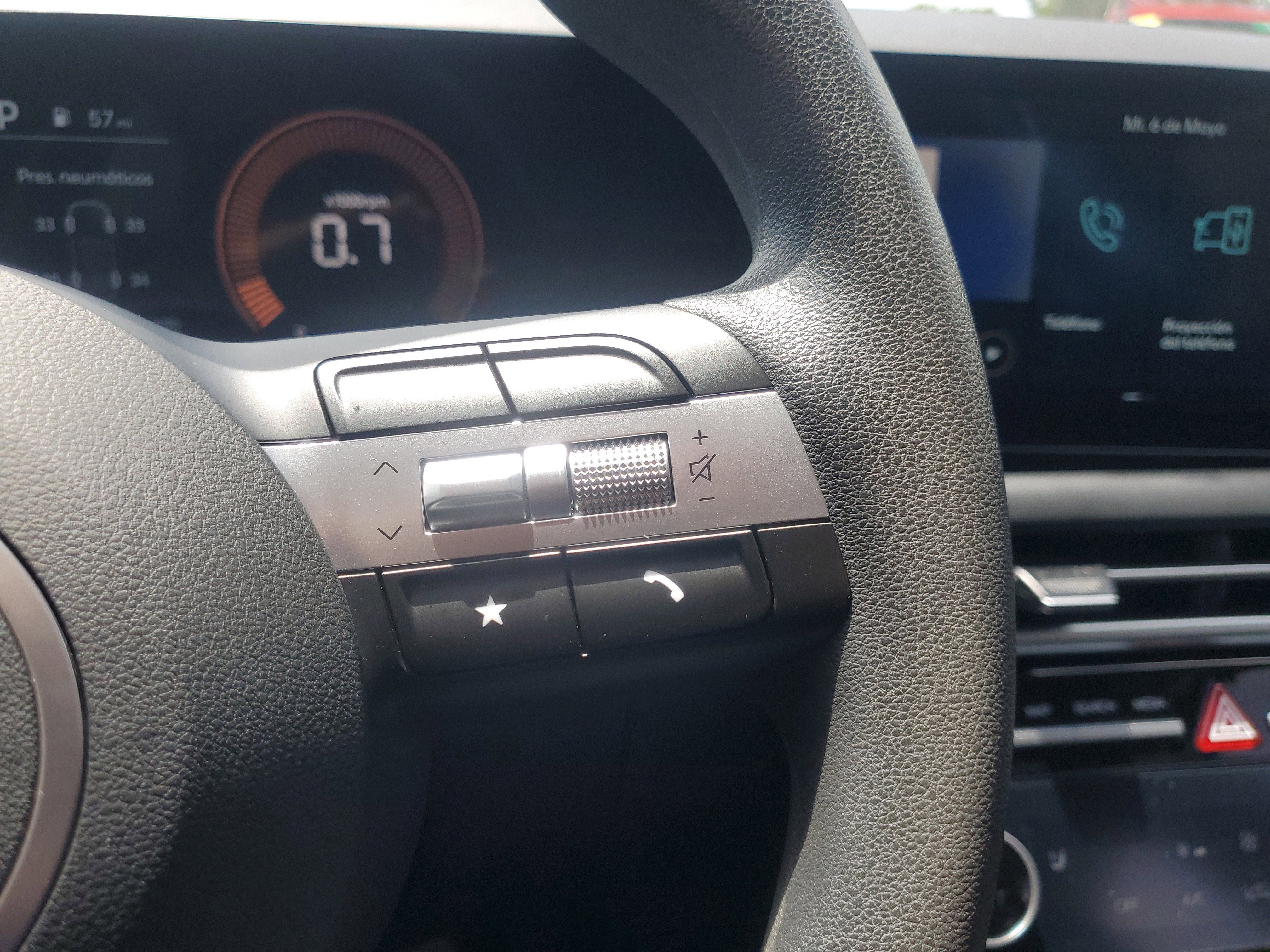 Used 2025 Hyundai Tucson SEL FWD image 23