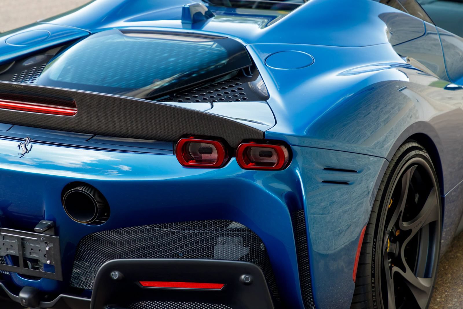 Used 2023 Ferrari SF90 Spider AWD/4WD image 57