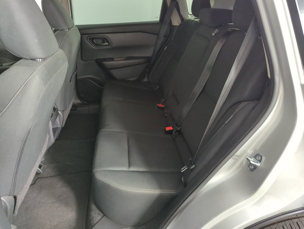 Used 2024 Nissan Rogue S image 28