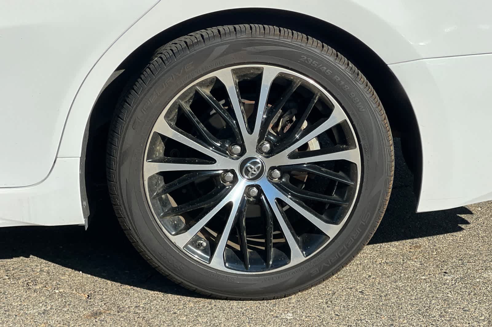 Used 2019 Toyota Camry SE w/ Audio Package FWD image 25