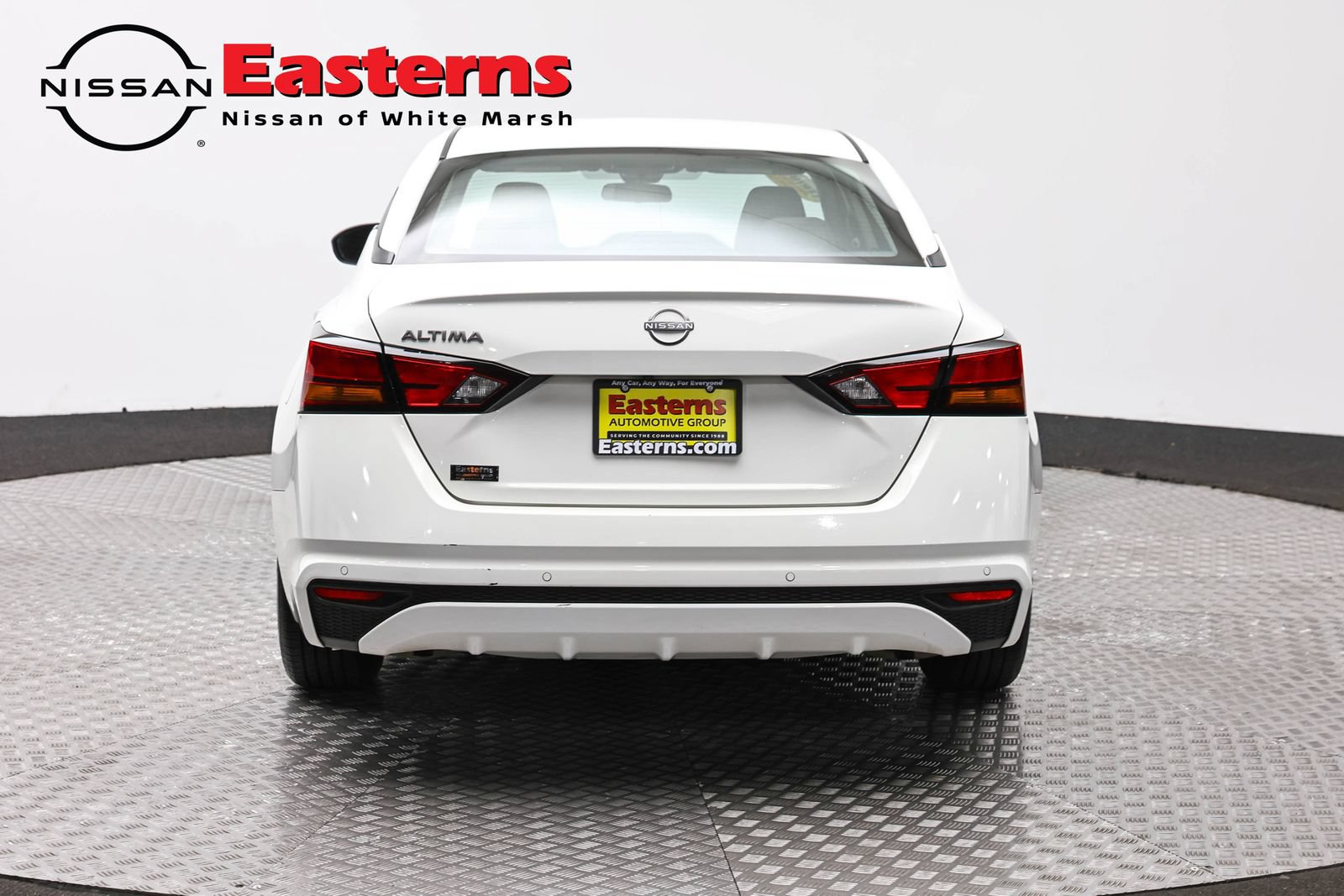 Used 2024 Nissan Altima 2.5 S FWD image 6