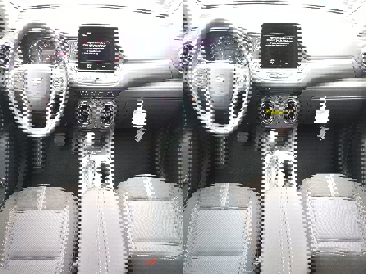 New 2025 Chevrolet Blazer LT w/ Convenience Package image 14