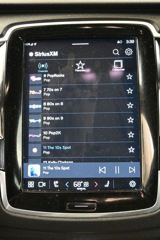 Certified 2024 Volvo XC90 B6 Plus w/ Protection Package Premier image 30