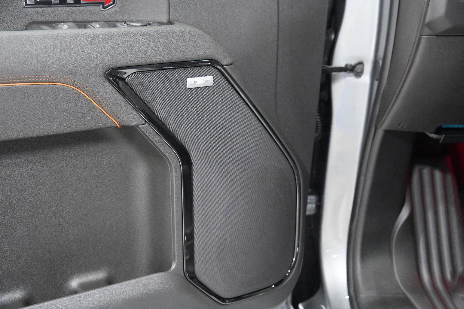 New 2025 GMC Sierra 1500 AT4 w/ AT4 Premium Package image 31