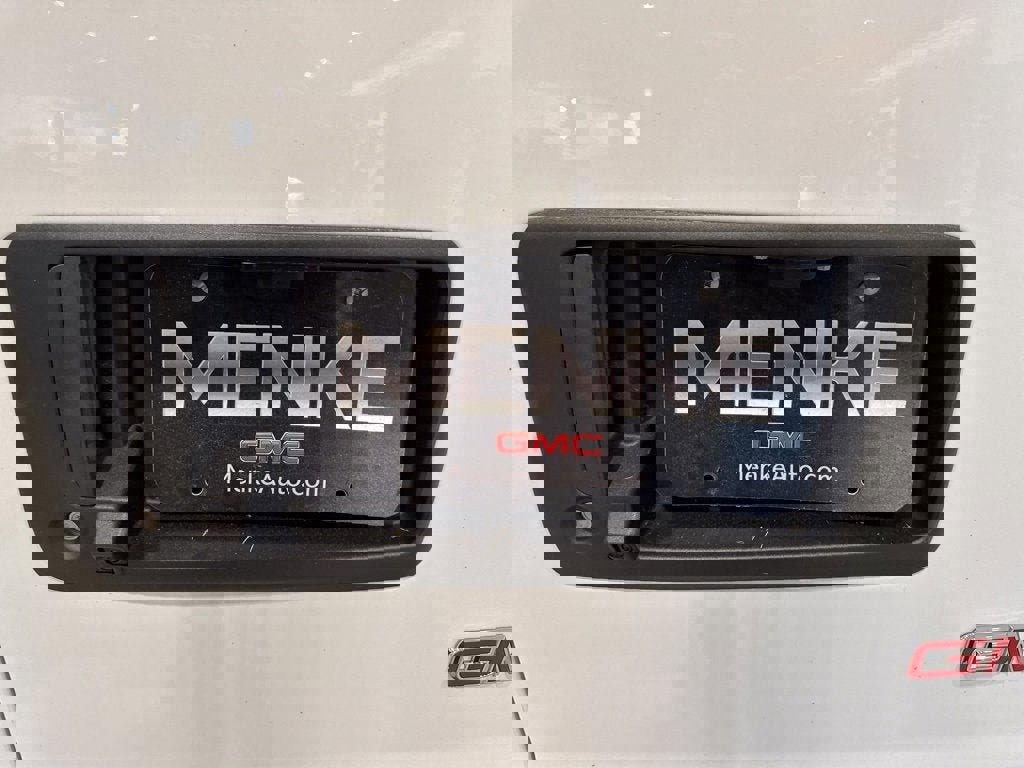 New 2025 GMC Savana 2500 Work Van w/ Driver Convenience Package image 9