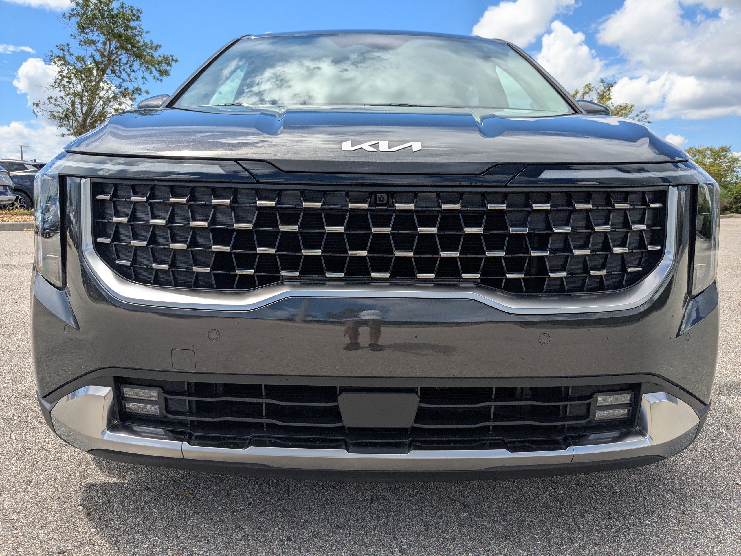 New 2026 Kia Carnival SX image 3