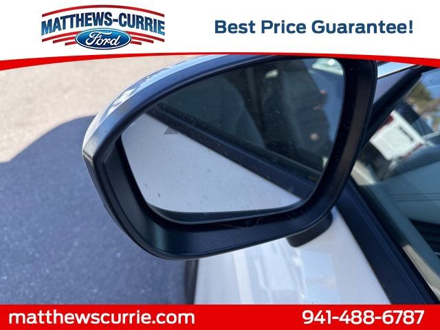 Used 2023 Nissan Rogue SV w/ SV Premium B Package image 8