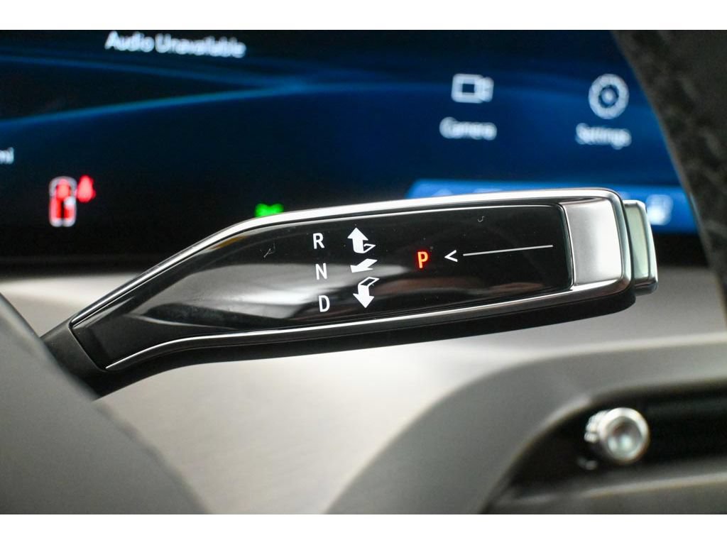 New 2027 Cadillac Vistiq Platinum AWD/4WD image 36