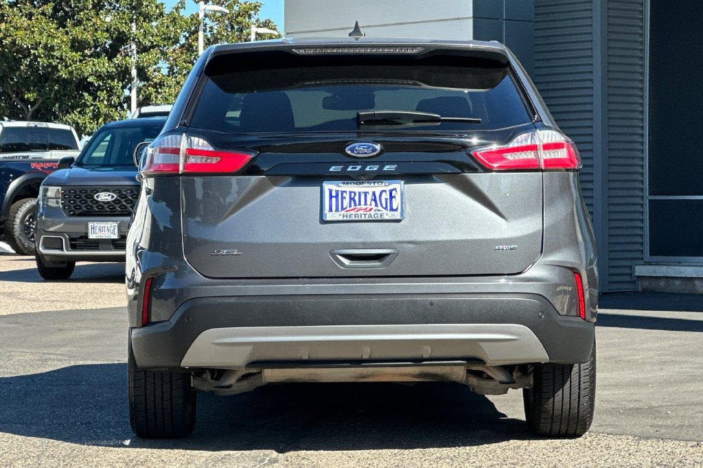 Used 2024 Ford Edge SEL AWD/4WD image 5
