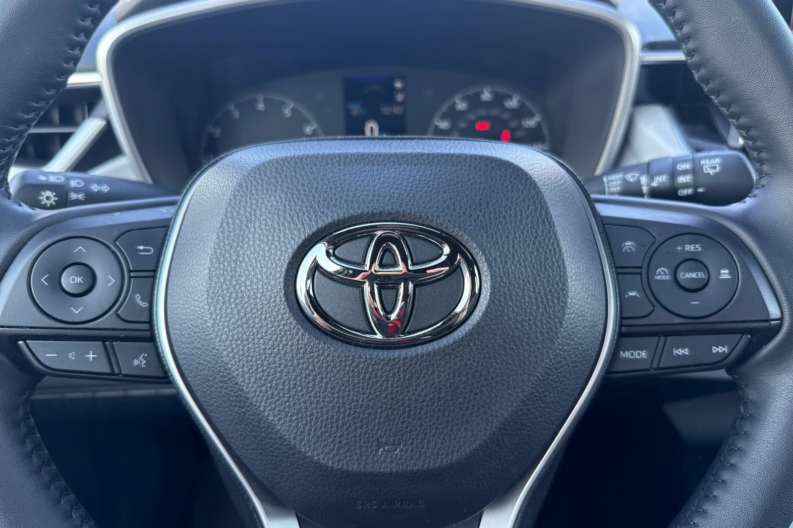 Used 2025 Toyota Corolla SE image 33