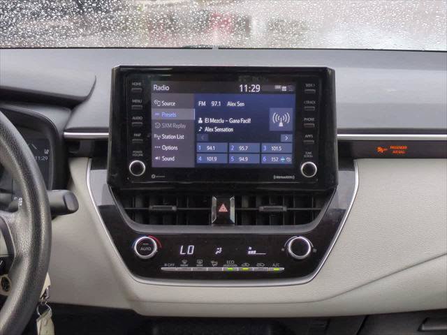 Certified 2022 Toyota Corolla LE FWD image 17