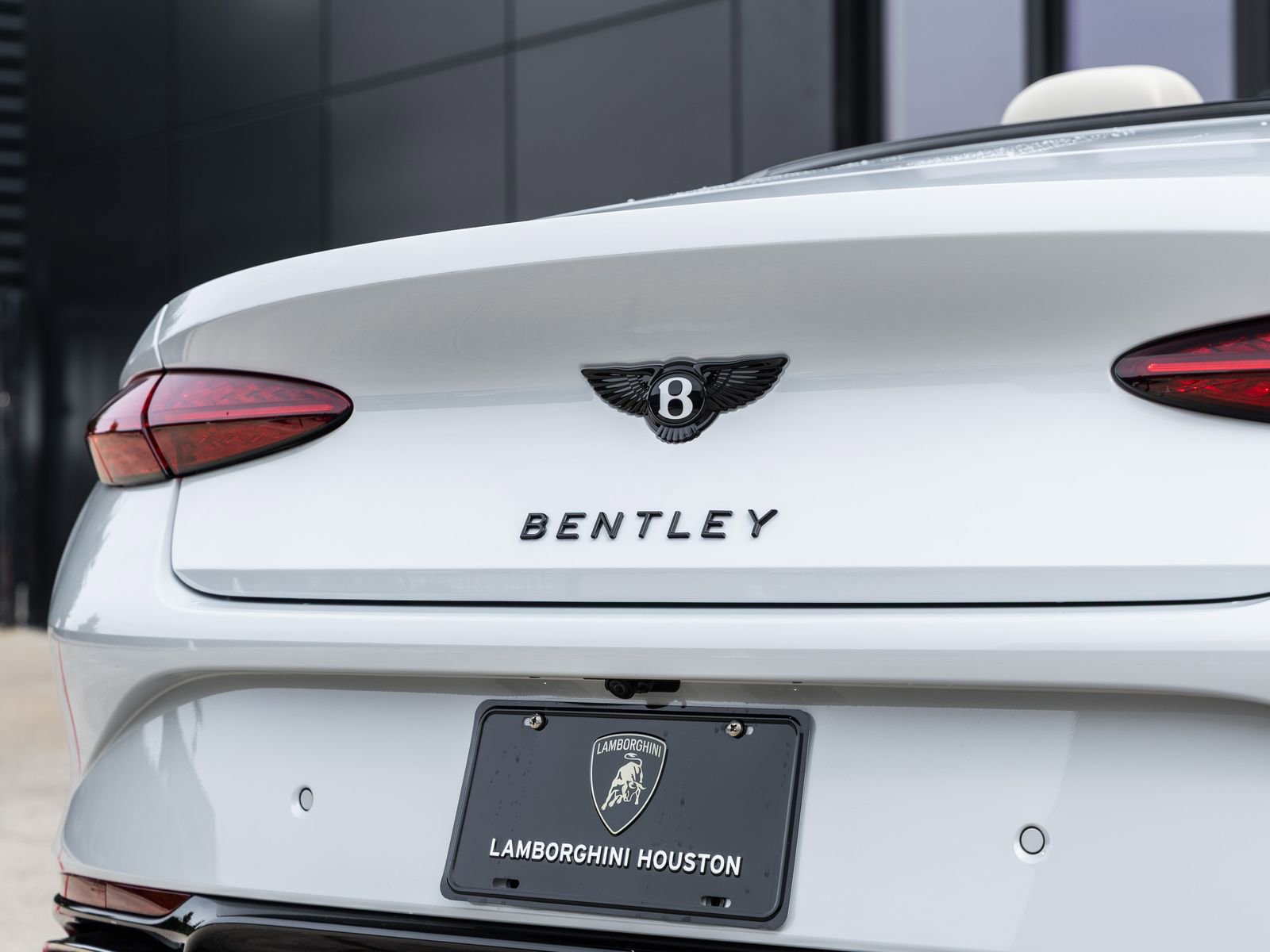 Used 2025 Bentley Continental GTC AWD/4WD image 14