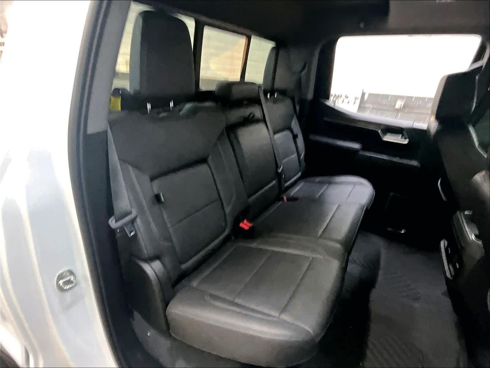 Used 2022 Chevrolet Silverado 1500 LT Trail Boss w/ Convenience Package II AWD/4WD image 29