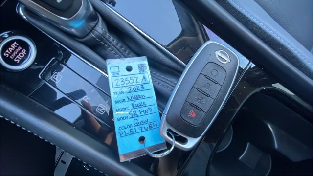 Used 2023 Nissan Kicks SR w/ SR Premium Package FWD image 29