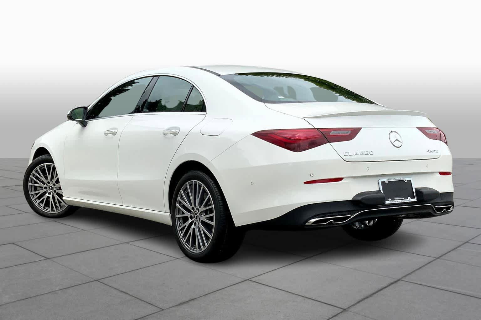 Used 2025 Mercedes-Benz CLA 250 4MATIC image 16
