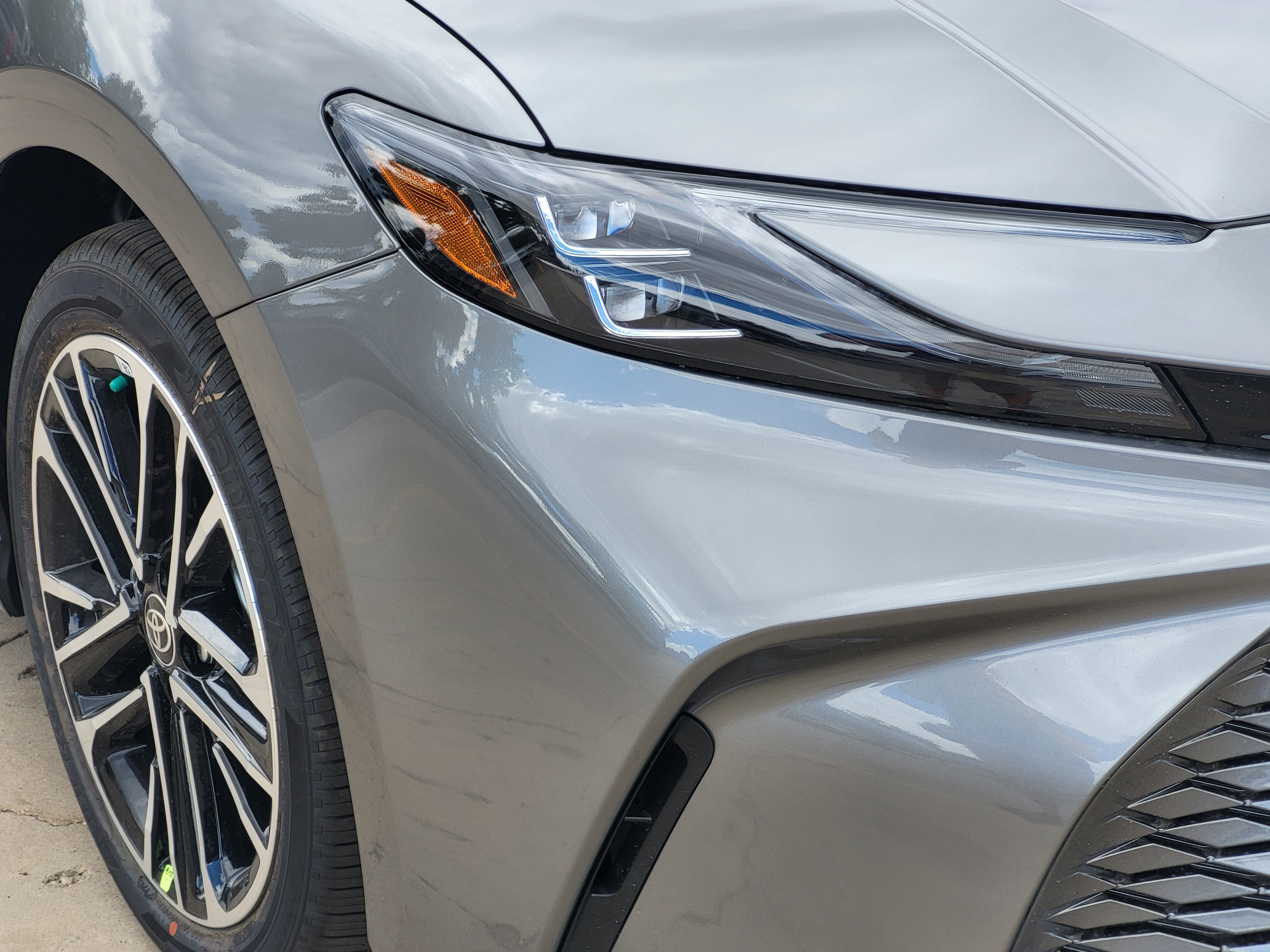 New 2026 Toyota Camry XLE AWD/4WD image 5
