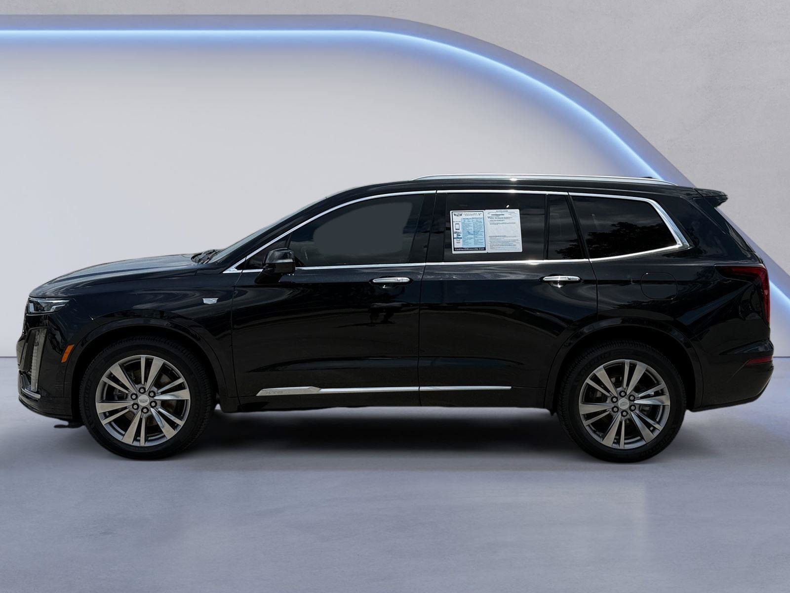 Used 2023 Cadillac XT6 Premium Luxury w/ Platinum Package AWD/4WD image 7