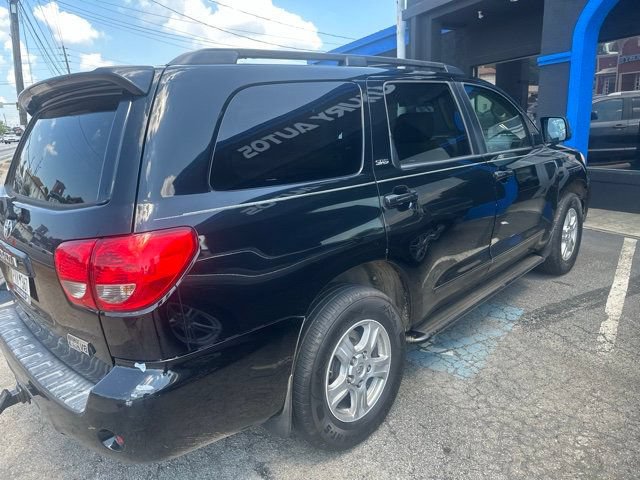 Used 2008 Toyota Sequoia SR5 RWD image 3