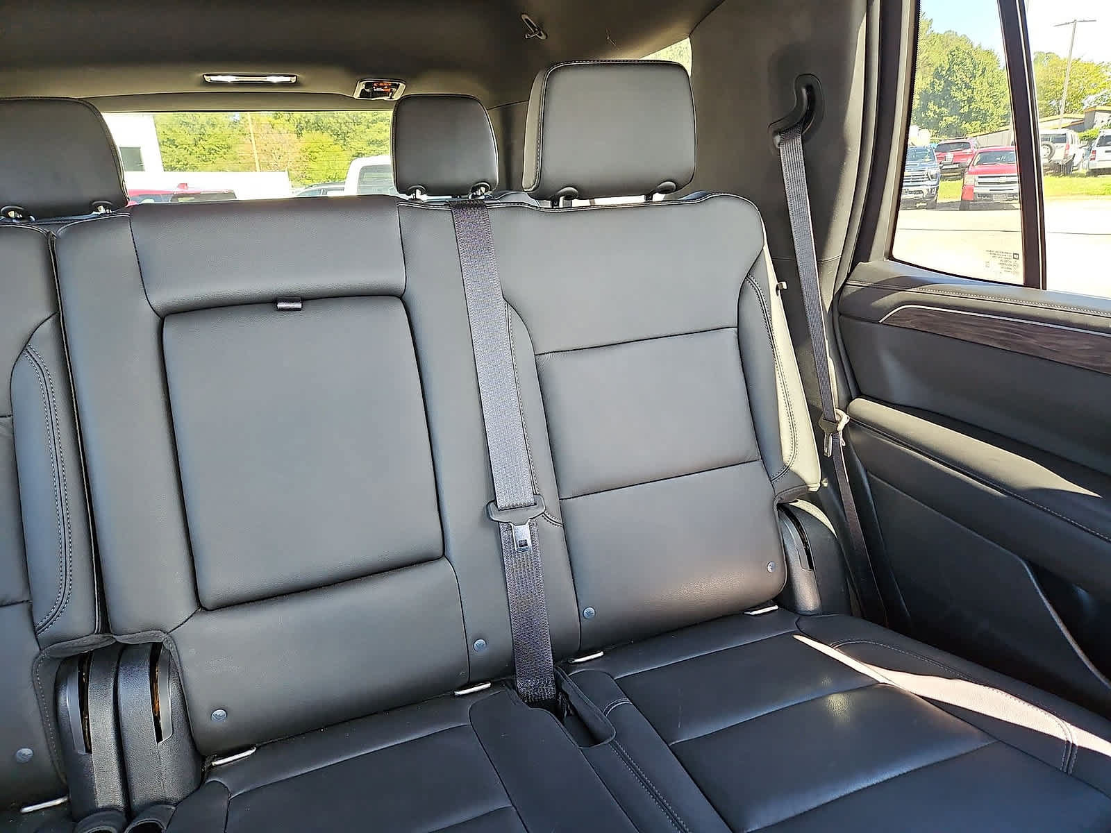 Used 2021 Chevrolet Tahoe LT AWD/4WD image 15