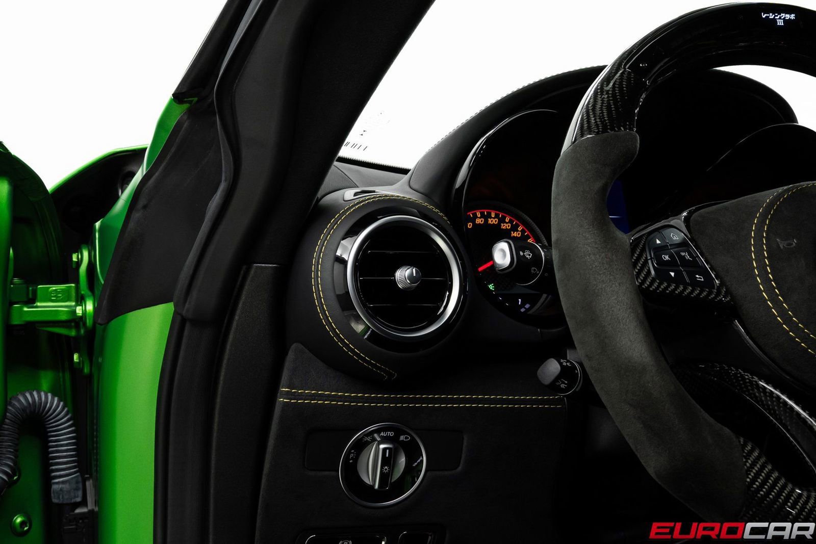 Used 2018 Mercedes-Benz AMG GT R image 29