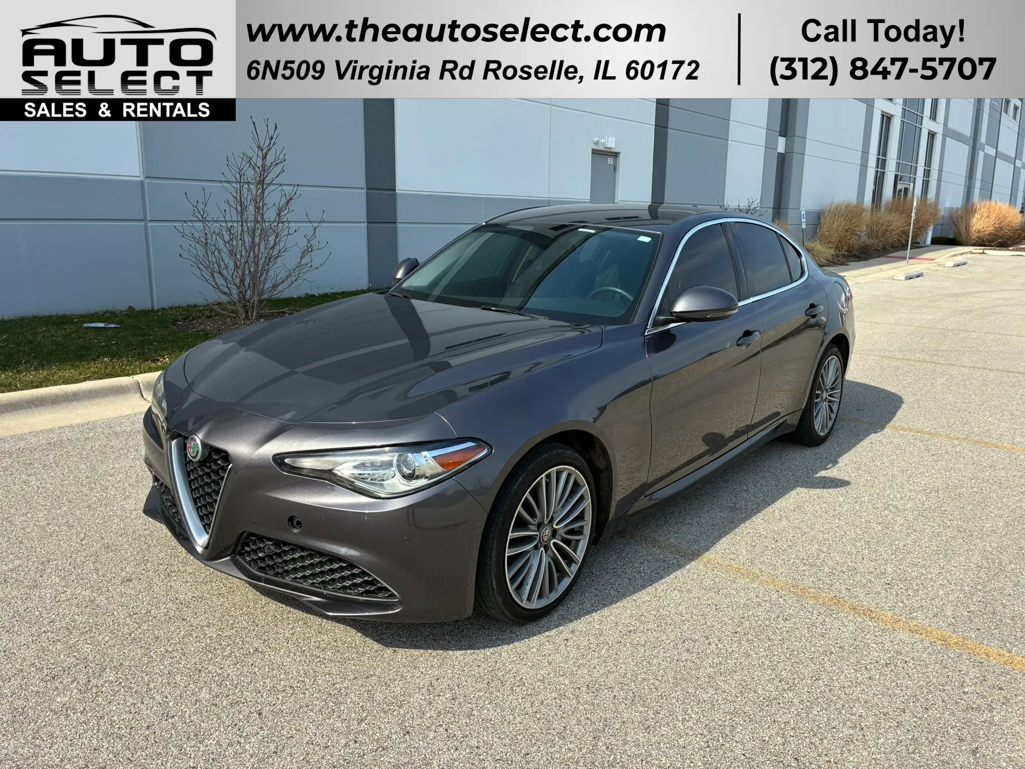 Used 2017 Alfa Romeo Giulia Ti image 1