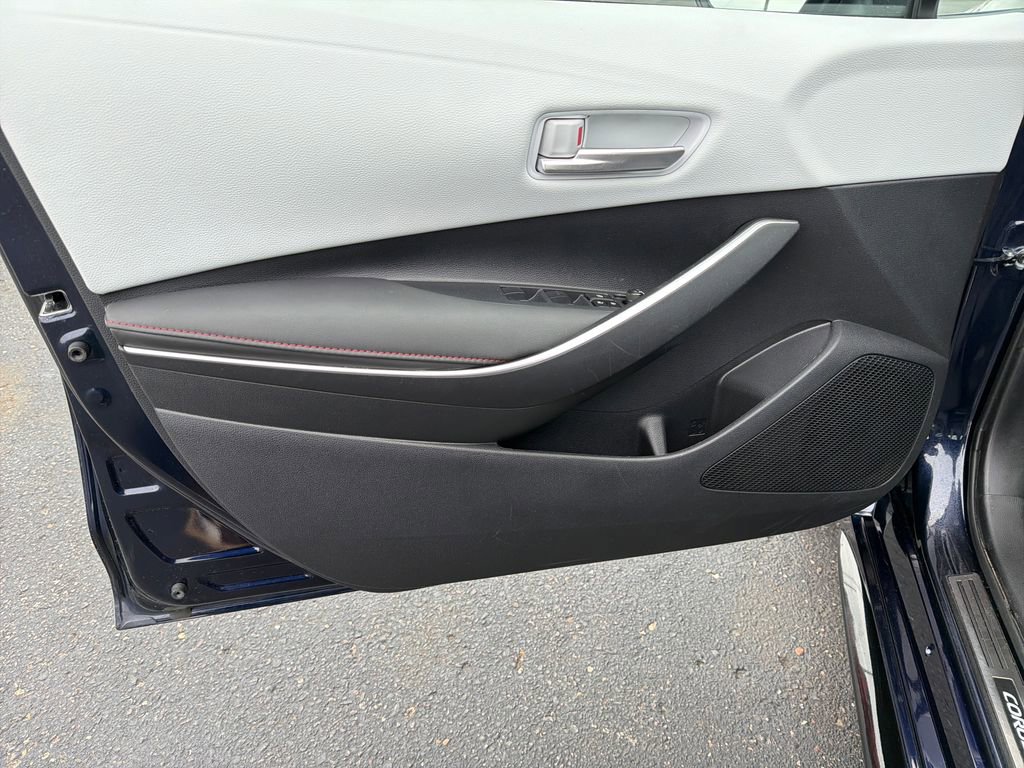 Used 2023 Toyota Corolla SE image 10