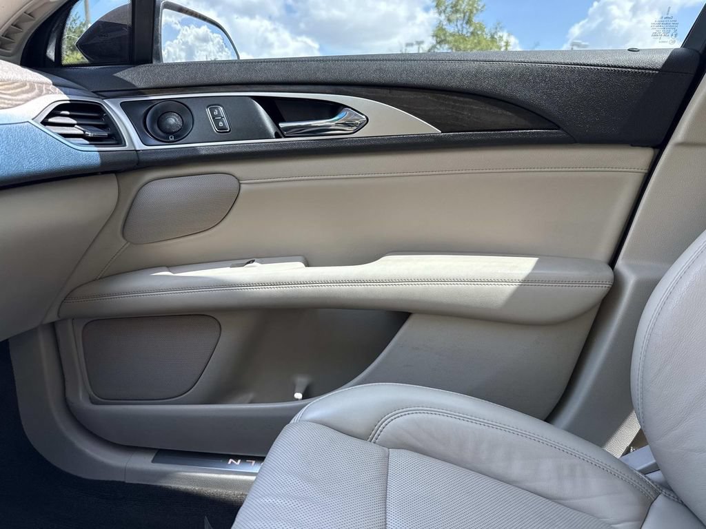 Used 2020 Lincoln MKZ Reserve w/ Elements Package FWD image 30