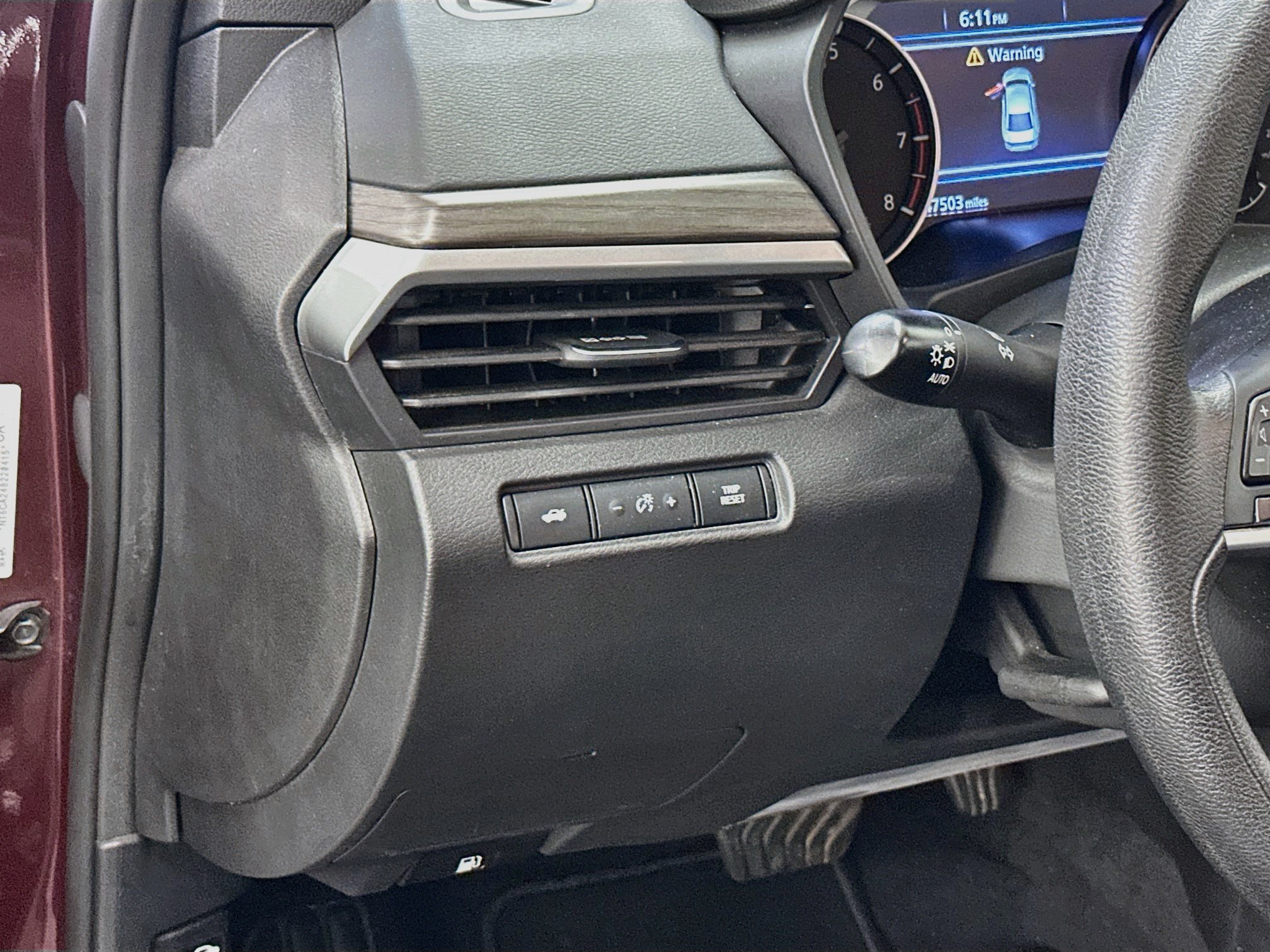 Used 2025 Nissan Altima 2.5 SV AWD/4WD image 17