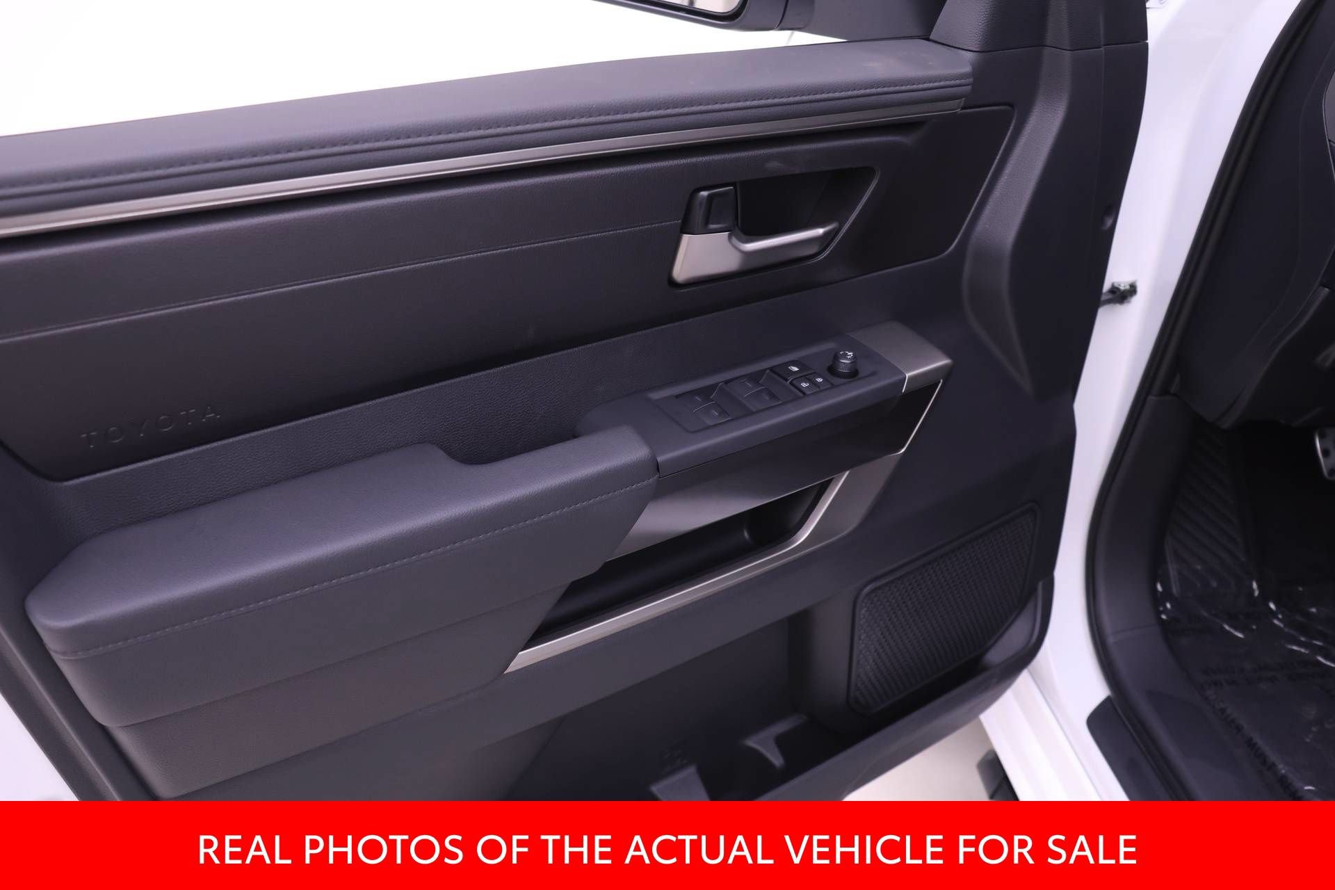 New 2026 Toyota Tundra SR5 AWD/4WD image 9