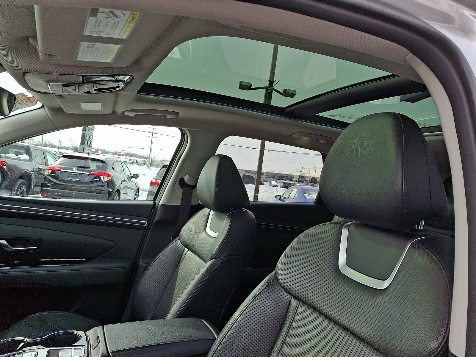 Used 2024 Hyundai Tucson Limited image 15