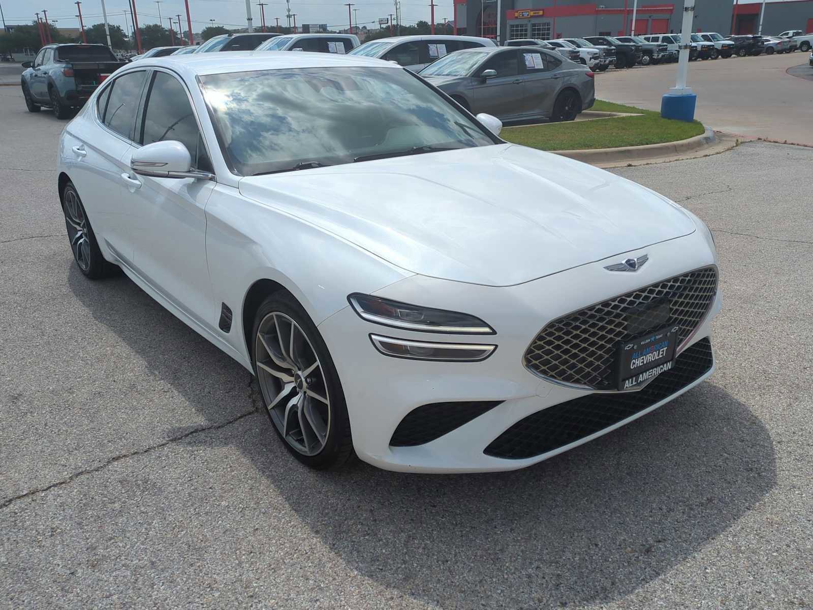 Used 2023 Genesis G70 2.0T AWD/4WD image 2