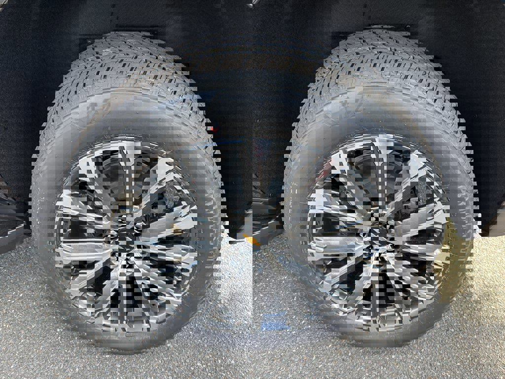 New 2026 Chevrolet Suburban High Country image 34