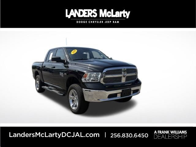 Used 2019 RAM 1500 Classic SLT w/ Luxury Group AWD/4WD image 1