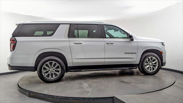 Used 2023 Chevrolet Suburban Premier image 9